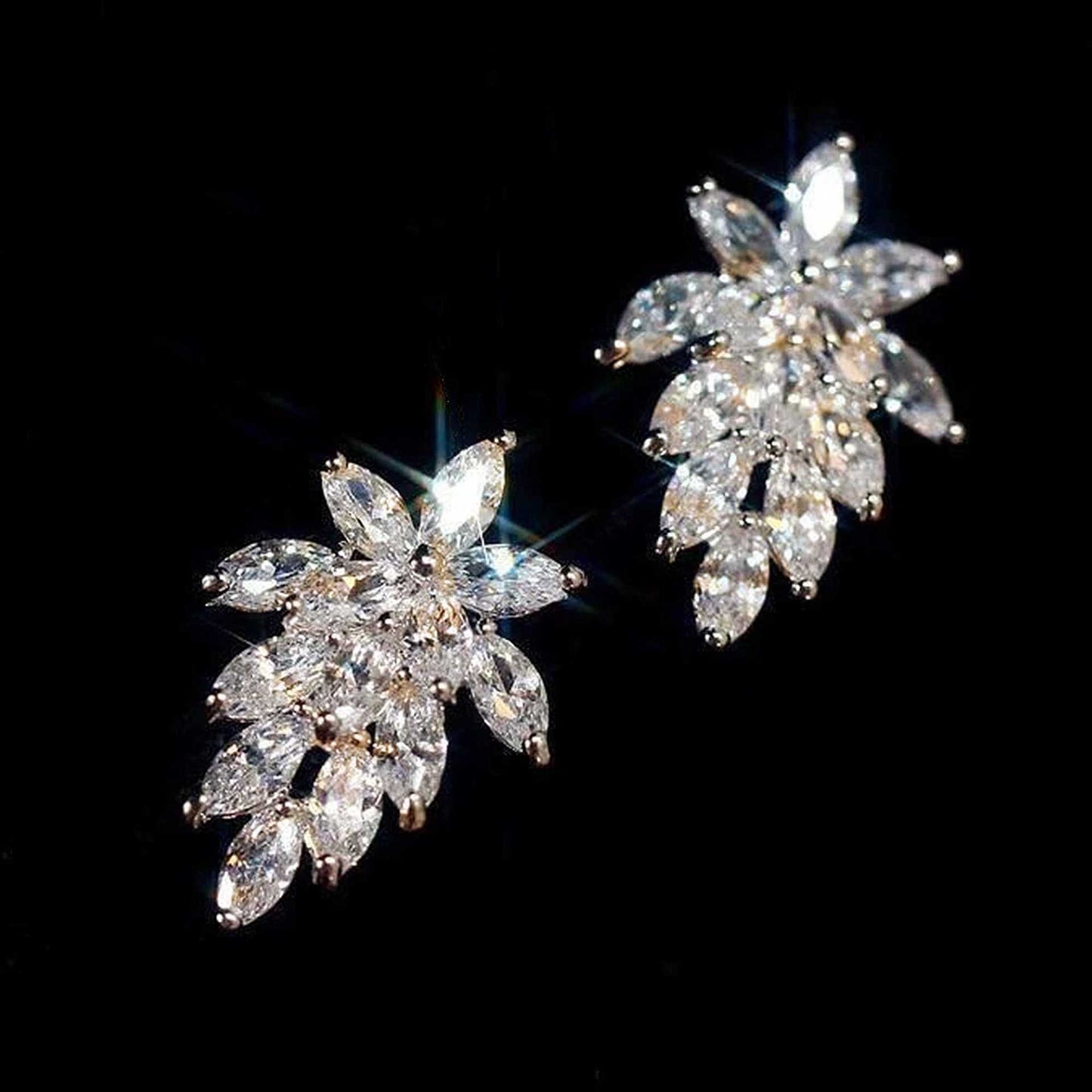 Zircon Horse Eye Diamond Bright Crystal Stud Earrings